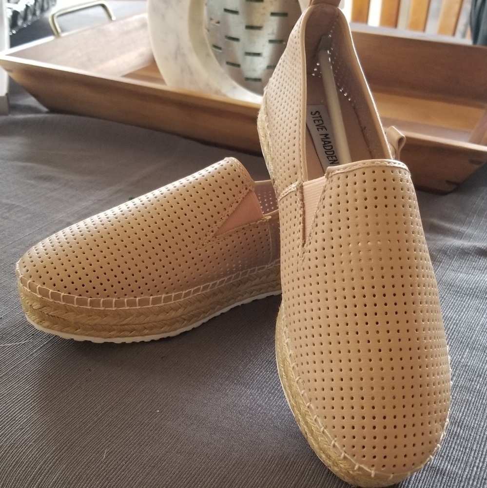 Steve Madden Slip On